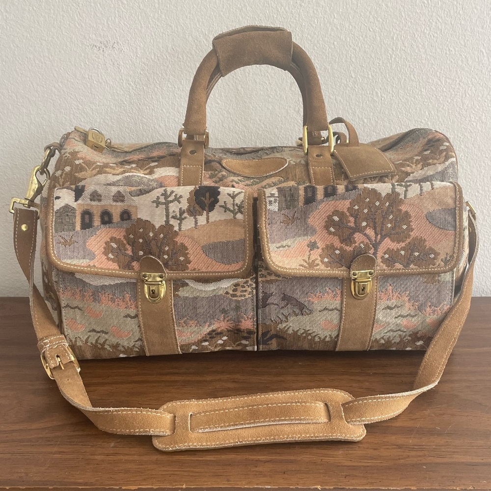 Vintage duffel bag